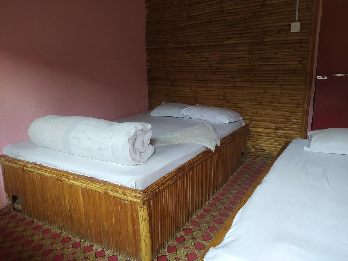 Hotel New Bamboo Palace Gorkhā Exteriér fotografie